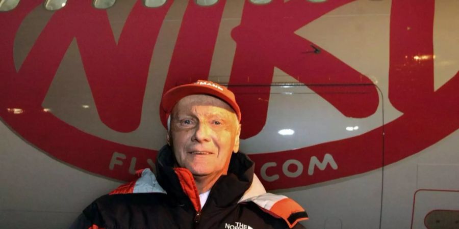 Niki Lauda kauft die Airline zurück.