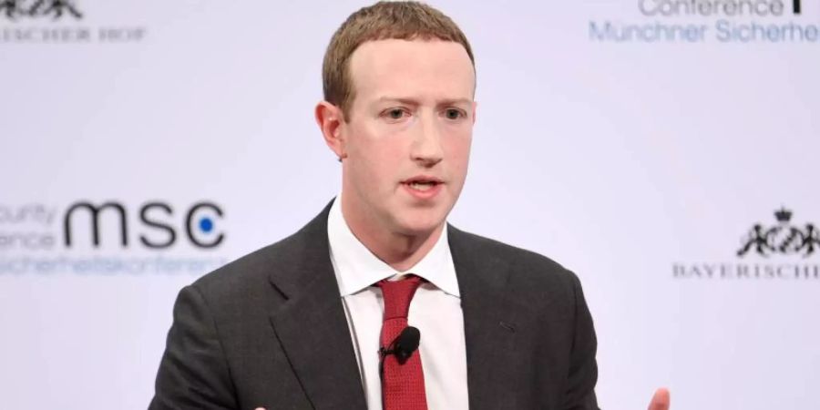 Nach Ansicht von Mark Zuckerberg wird in zehn Jahren jeder zweite Mitarbeiter nicht im Büro arbeiten. Foto: Tobias Hase/dpa
