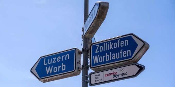 Wegweiser in Ittigen. Swiss Olympic. Wegweiser in Ittigen. Swiss Olympic.