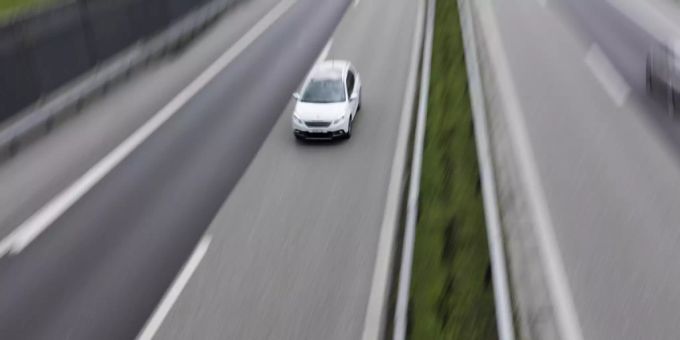 Ein Auto auf der Autobahn A1 bei Solothurn. (Symbolbild) A1 Solothurn