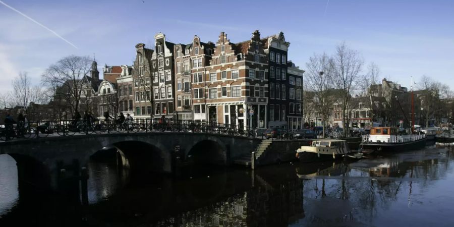 gracht amsterdam