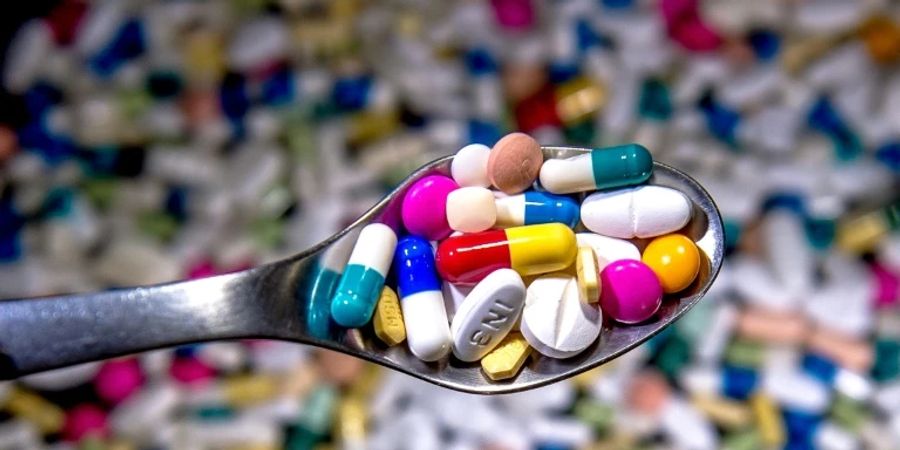 Kapseln, Pillen und Tabletten