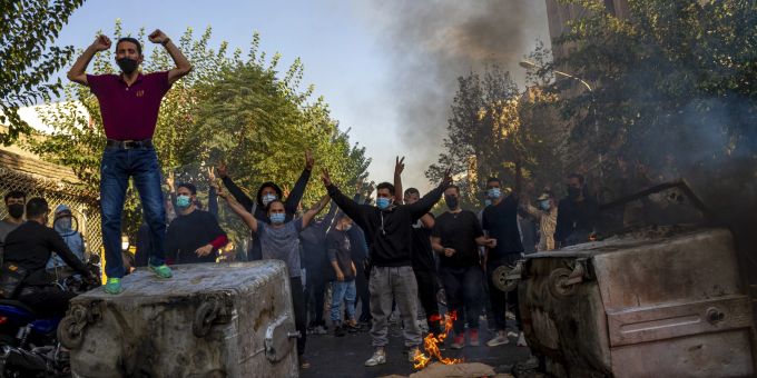 Expertin - Auch religiöse Schicht Irans wütend auf politische Führung