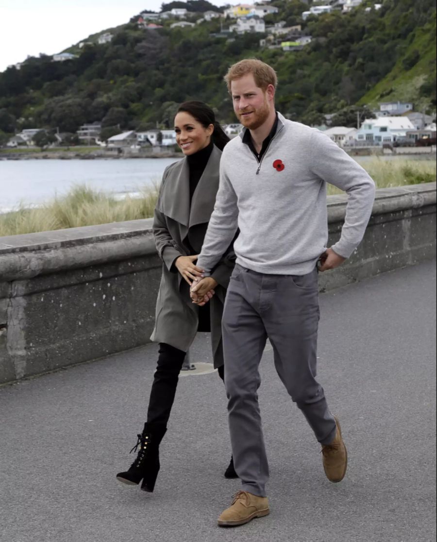 Mit ihren Gesten ergreift Meghan Markle Besitz.