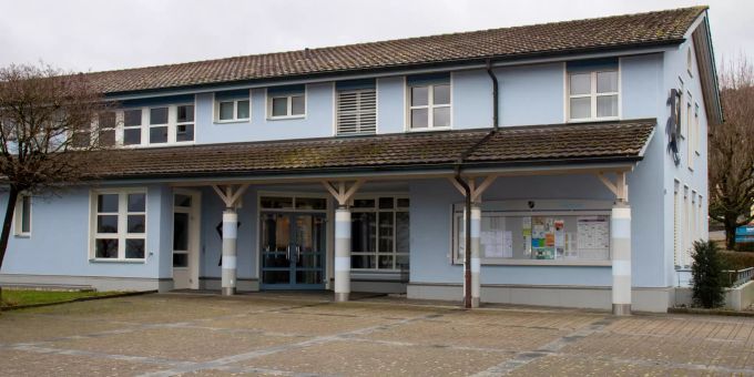 Die Gemeindeverwaltung in Dintikon. Die Gemeindeverwaltung in Dintikon.