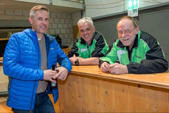 Vl: Markus Ryter, Röbi Fankhauser und Peter Flühmann.Bar.