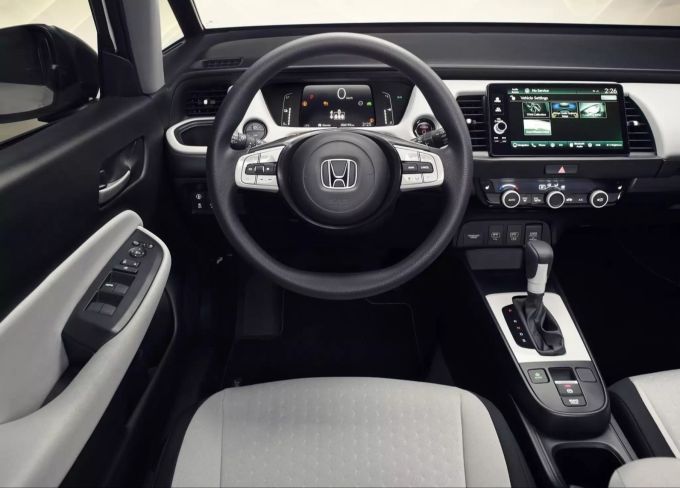 Klar gegliedertes Interieur mit Reglern und Tasten: Rückbesinnung im Honda Jazz e:HEV Honda Jazz e:HEV
