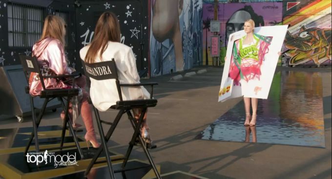 GNTM: Lucy erfährt, dass sie die Show verlassen muss. germany?s next topmodel