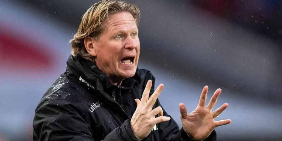 Kölns Trainer Markus Gisdol fordert einen mutigen Auftritt seiner Mannschaft gegen die Bayern. Foto: Marius Becker/dpa