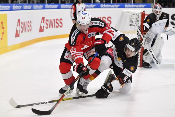 Die Schweizer Eishockey-Nati erwischte gegen Deutschland nicht den besten Start. Eishockey Deutschland Schweiz