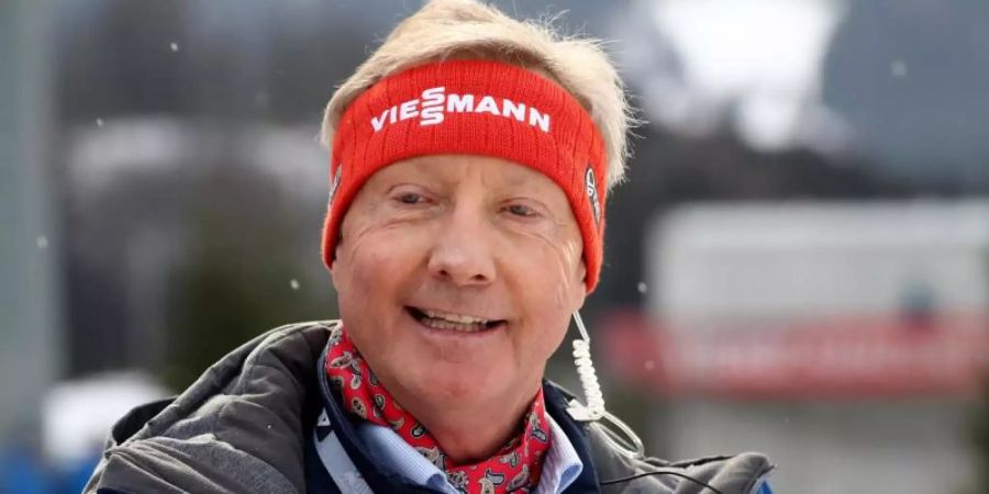 Skisprung-Renndirektor Walter Hofer hält sich seine Zukunft nach dem angekündigten Rücktritt zum Saisonende offen. Foto: Daniel Karmann/dpa