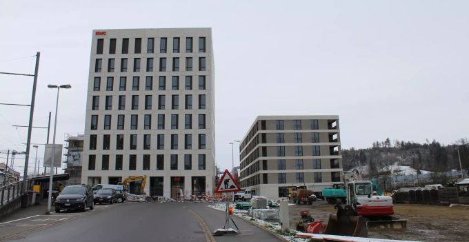 Der KWC-Turm bringt einen urbanen Charakter nach Unterkulm. KWC-Turm