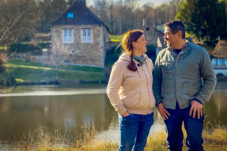 Beatrice und Josef sind nun endlich glücklich.