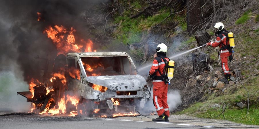 Poschiavo: Lieferwagen ausgebrannt