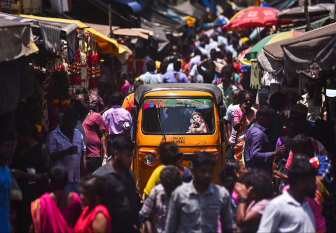 Indien ist vermutlich das bevölkerungsreichste Land der Welt. Indien China