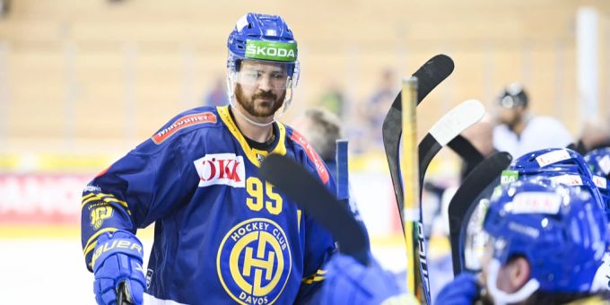 Der HC Davos muss künftig auf Thomas Wellinger verzichten. HC Davos Thomas Wellinger