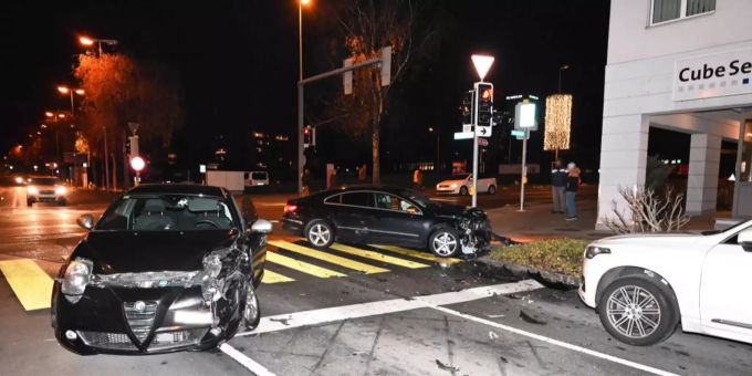 An den Autos entstand unbestimmter Sachschaden. Unfall