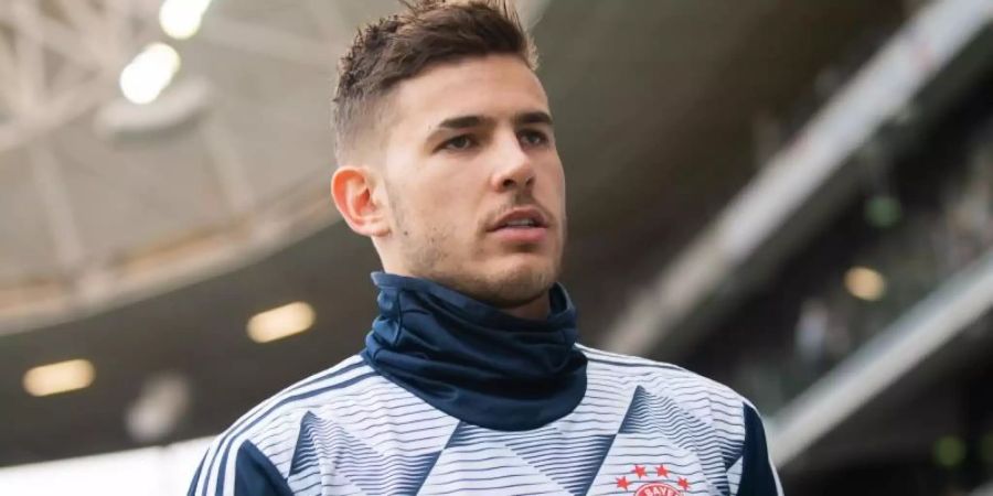 Ist vor dem Strafgericht in Madrid erscheinen: Bayern-Spieler Lucas Hernández. Foto: Tom Weller/dpa