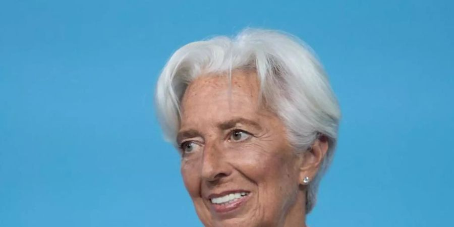 Die EZB-Präsidentin Christine Lagarde wirbt um Vertrauen in den Kurs der Europäischen Zentralbank. Foto: Boris Roessler/dpa