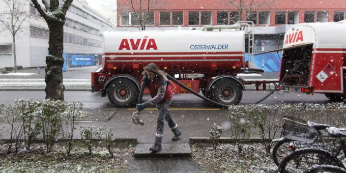 Auslieferung von Heizöl in der Schweiz. heizöl