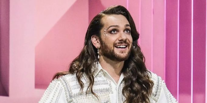 Riccardo Simonetti ist 2022 bei «Wer stiehlt mir die Show?» dabei. Riccardo Simonetti ist 2022 bei «Wer stiehlt mir die Show?» dabei.