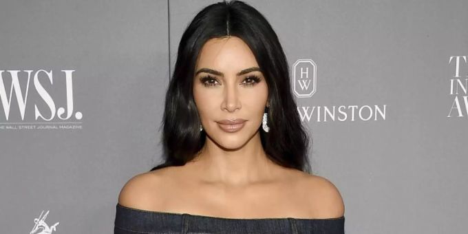 Kim Kardashian an ihrem offenbar liebsten Arbeitsplatz: dem roten Teppich. Foto: Evan Agostini/Invision/AP/dpa Kim Kardashian an ihrem offenbar liebsten Arbeitsplatz: dem roten Teppich. Foto: Evan Agostini/Invision/AP/dpa