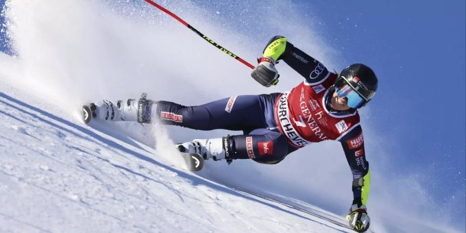 Sara Hector führt nach dem ersten Lauf in Courchevel, Michelle Gisin ist Sechste. Sara Hector Michelle Gisin