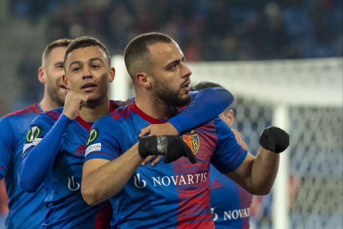 Am Ende ist es wieder Arthur Cabral (r.), der gegen Qarabag zum Matchwinner für den FCB wird. FC Basel