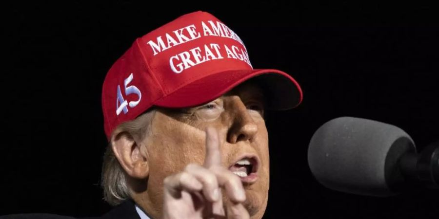 US-Präsident Donald Trump am Samstag während einer Wahlkampfkundgebung im Bundesstaat Wisconsin. Foto: Alex Brandon/AP/dpa