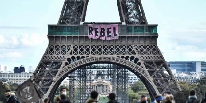 eiffelturm extinction rebellion