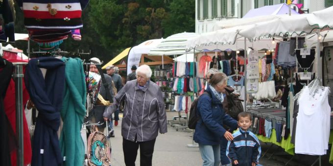 Mit Abstand der beste Warenmarkt. Mit Abstand der Beste Warenmarkt