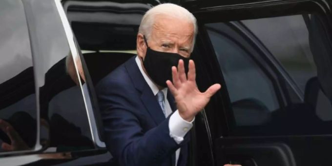 Donald Trump machte sich über Präsidentschaftskandidaten Joe Biden lustig, weil er oftmals eine Maske trägt. Trump