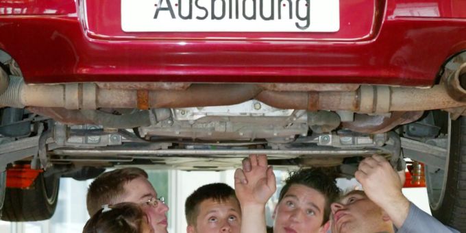 In der Schweiz sind Ende März über 41'000 Lehrverträge abgeschlossen. (Symbolbild) Lehrverträge
