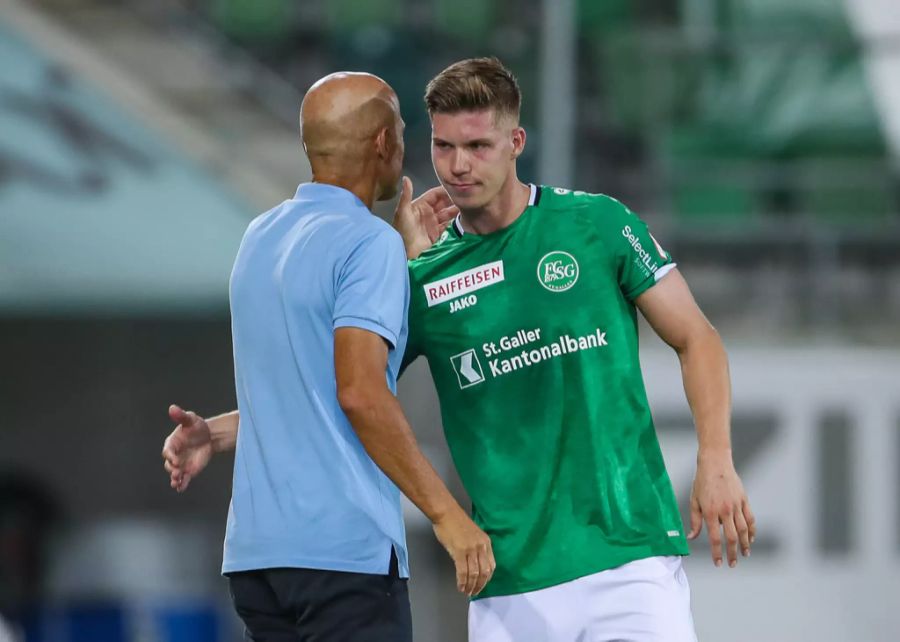 Gewichtige Abgänge bei St.Gallen! Cedric Itten spielt neu in Schottland.