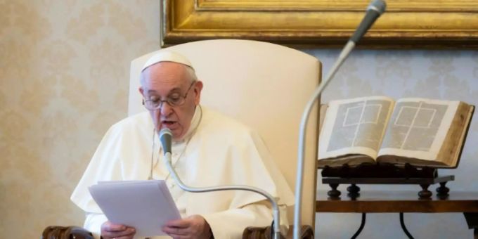 Papst Franziskus bei Audienz im Vatikan Papst Franziskus bei Audienz im Vatikan