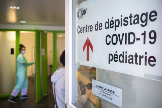 Die für Patienten mit dem Coronavirus vorgesehenen Betten in den Spitälern füllen sich zusehends.
