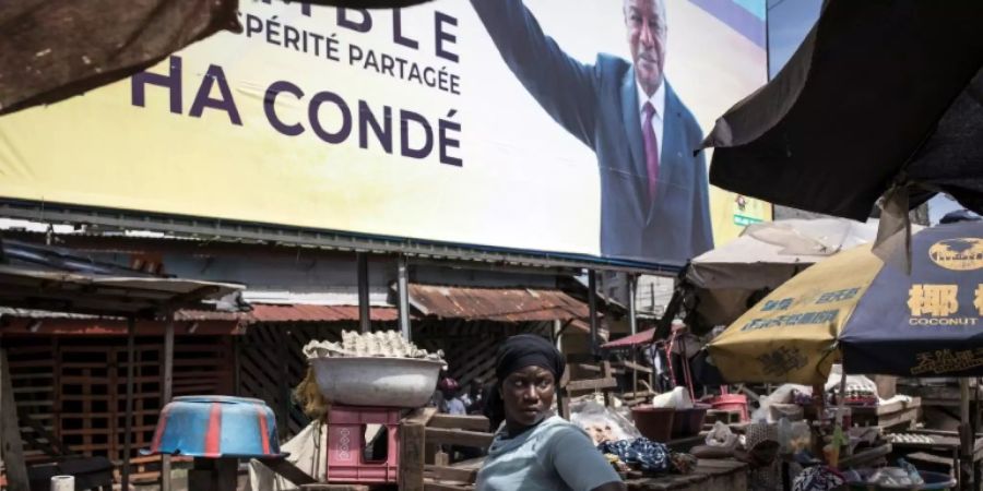 Wahlplakat in Conakry