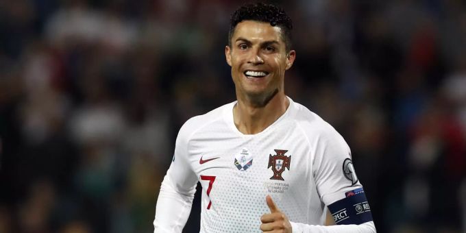 Cristiano Ronaldo jubelt für Portugal. Cristiano Ronaldo