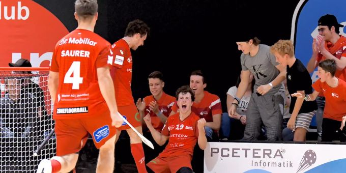 NLA feiert beim 7:5 gegen Ad Astra Sarnen ersten Saisonsieg UHC Thun
