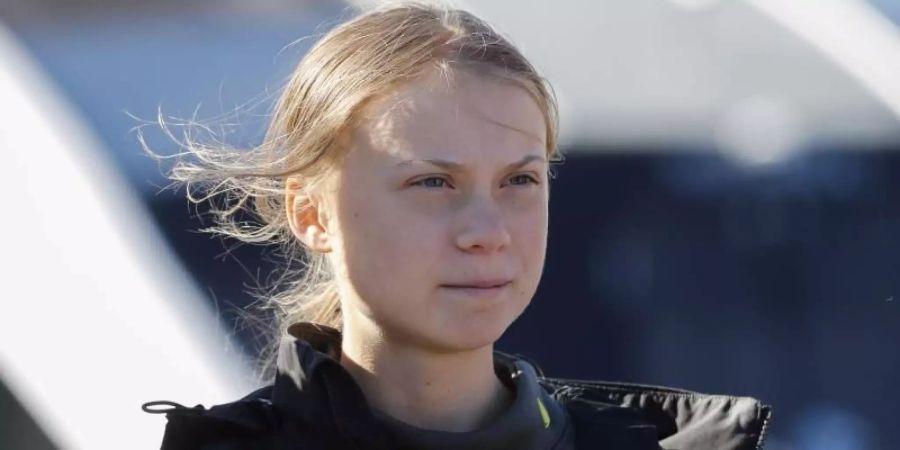 Greta Thunberg nach ihrer dreiwöchigen Segelreise über den Atlantik in Lissabon. Foto: Armando Franca/AP/dpa