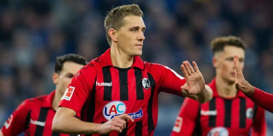 Nils Petersen erzielte sein 83. Tor für den SC Freiburg. Foto: Rolf Vennenbernd/dpa