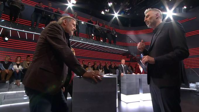SVP-Schwergewicht Oskar Freysinger zu Gast in der «SRF Arena» zur «Ehe für alle». Freysinger