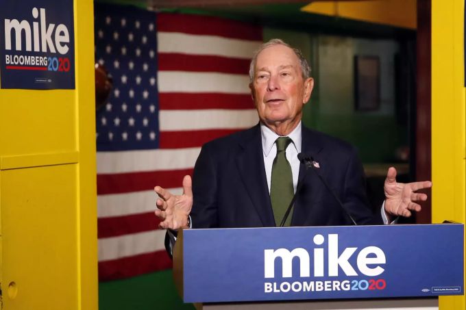 Michael Bloomberg tretet als Präsidentschaftskandidat für die US-Wahlen im Jahr 2020 auf Seiten der Demokraten an. Michael Bloomberg Demokrat