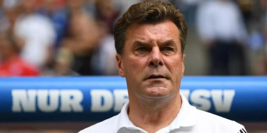 Gibt den Mahner: HSV-Coach Dieter Hecking. Foto: Carmen Jaspersen/dpa