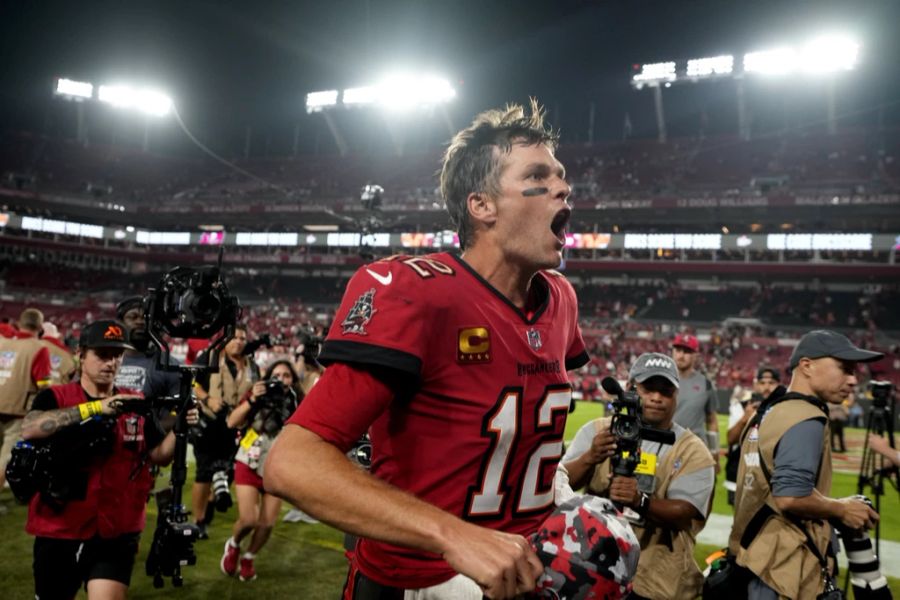 Der Quarterback gewann in seiner Laufbahn sieben Mal den Super Bowl. Das ist Rekord.