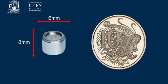 Eine silberne Mini-Kapsel mit radioaktivem Cäsium-137 ist auf dem Weg von einem Minengelände nach Perth verloren gegangen. mini kapsel