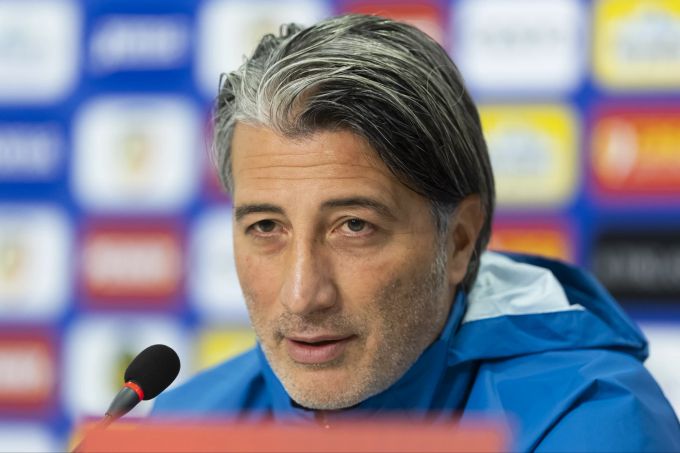 Murat Yakin zeigt sich an der Pressekonferenz vor dem Rumänien-Spiel kämpferisch. Murat Yakin