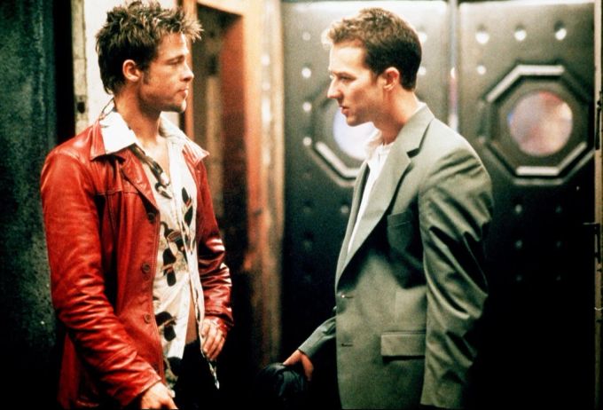 Brad Pitt und Edward Norton in Fight Club. brad pitt 60