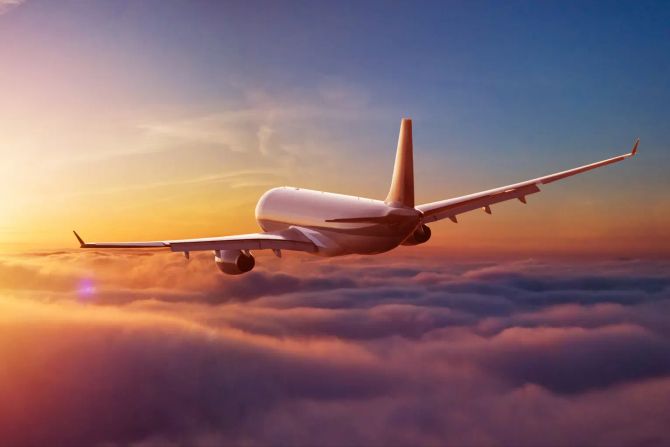 Flugzeug Dubai Hanoi