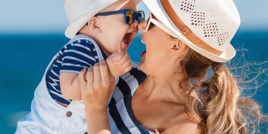 Für viele Pandemie-Babys steht dieses Jahr der erste Sommerurlaub an.